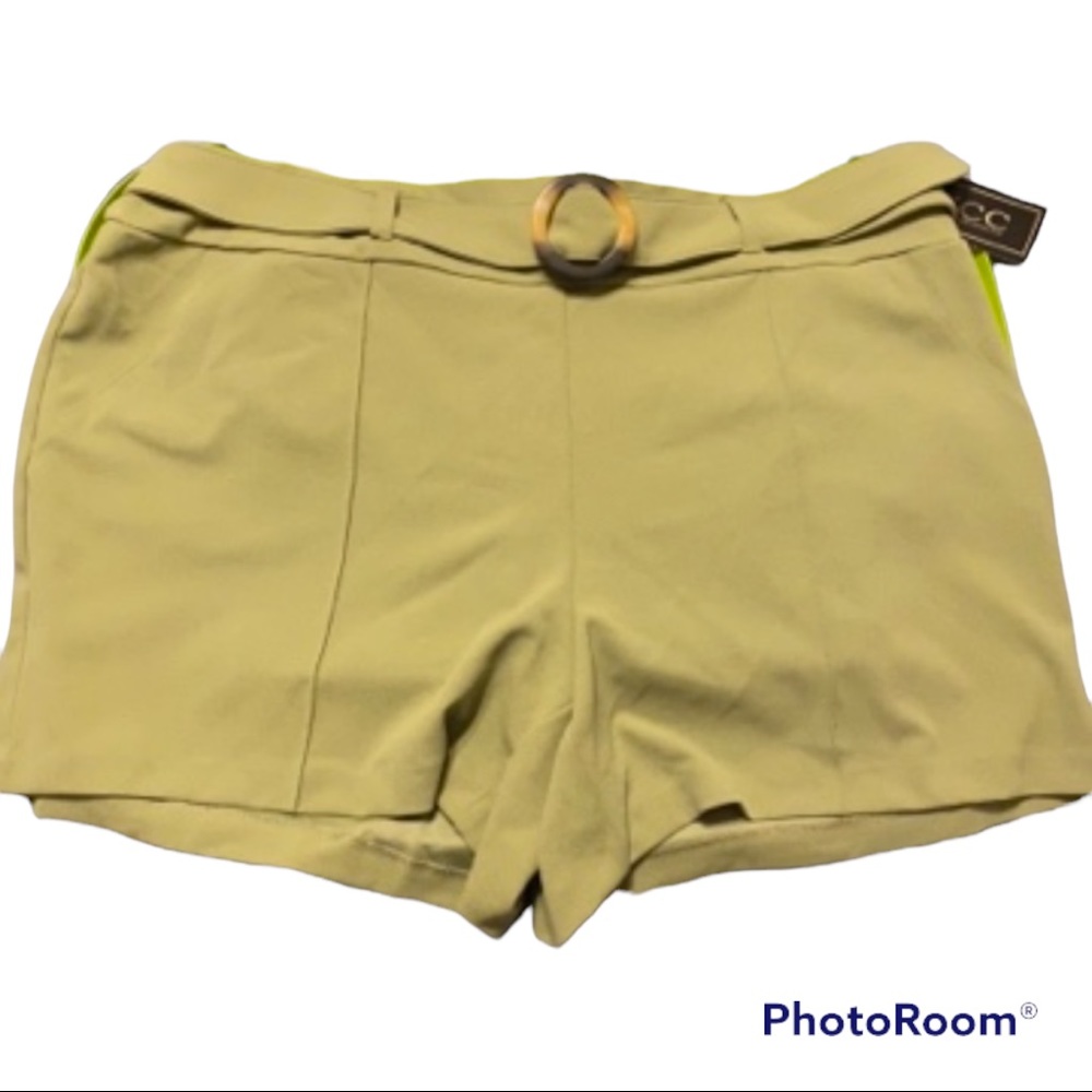 Women’s NYCC New York clothing company shorts 20W